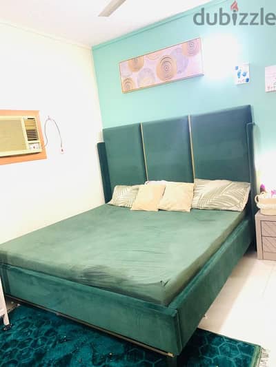 brand home center bed set