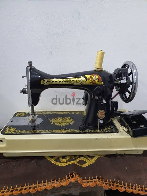 Used SINGER sewing machine for sale 1