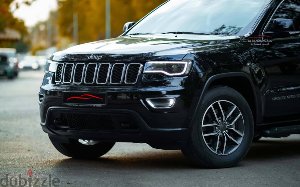 Jeep Grand Cherokee 2019 | EXCELLENT CONDITION | BLACK 2