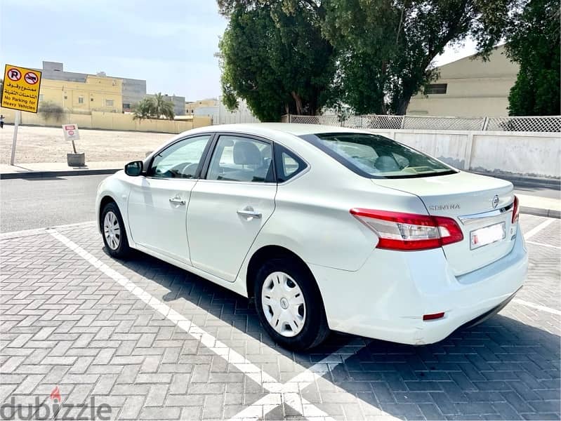 Nissan Sentra 2015 4