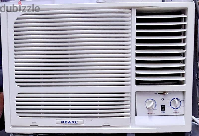 good condition pearl window AC for sale 0