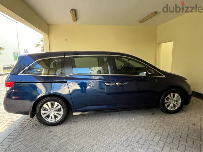 Honda Odyssey 2015 | EXL 5Dr 3.5L |  V6 | Great Condition 1