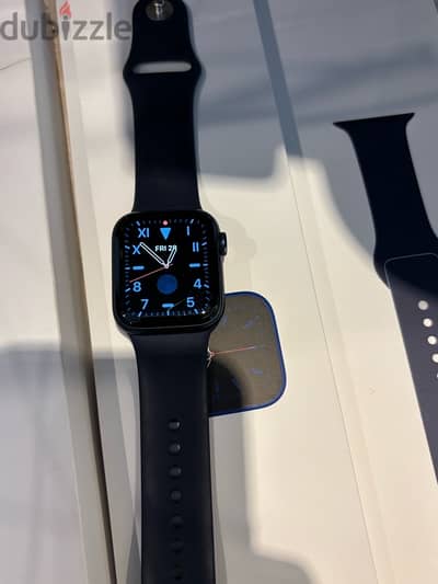 APPLE WATCH SERIES 6 (( full box ))