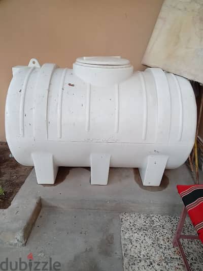 water tank 1000 litters