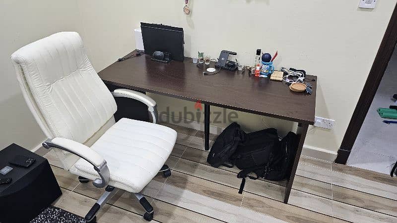 Good Quality office/ Study Table and Chair 0