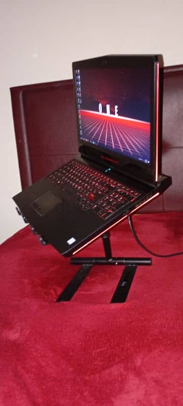 Laptop Alienware 17 R5 1