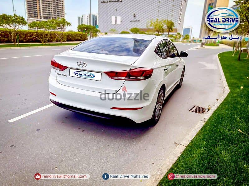 Hyundai Elantra 2018 4