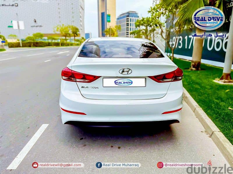 Hyundai Elantra 2018 5