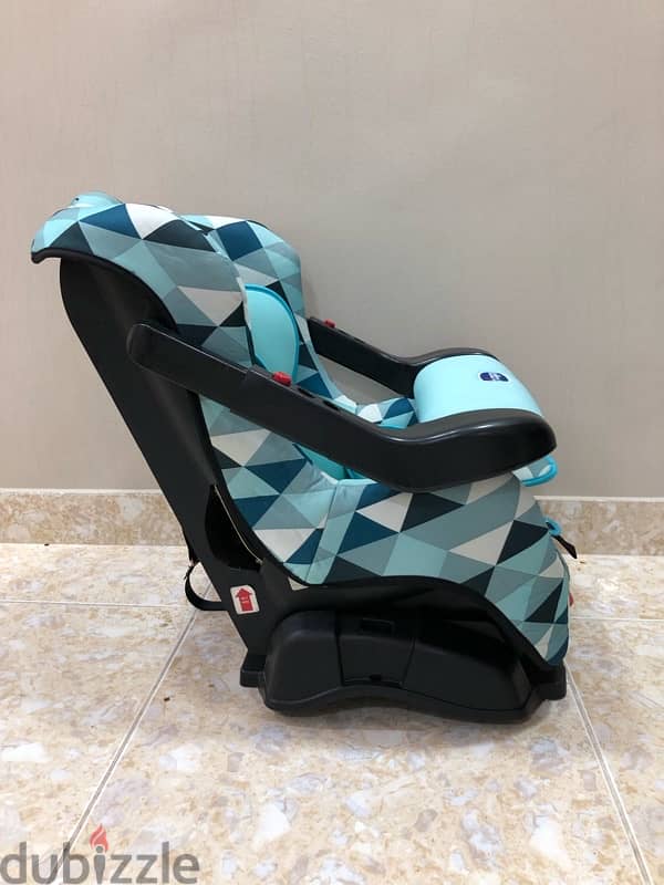 للبيع كرسي سيارة بسعر نار…For sale, a car seat in excellent condition 4