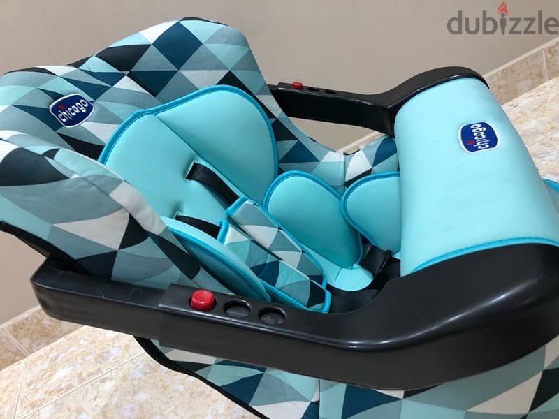 للبيع كرسي سيارة بسعر نار…For sale, a car seat in excellent condition 5