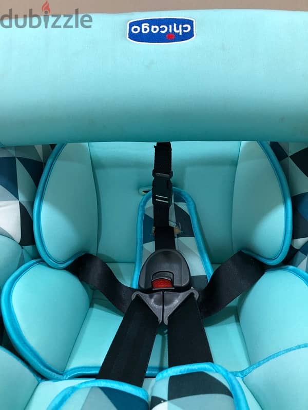 للبيع كرسي سيارة بسعر نار…For sale, a car seat in excellent condition 11