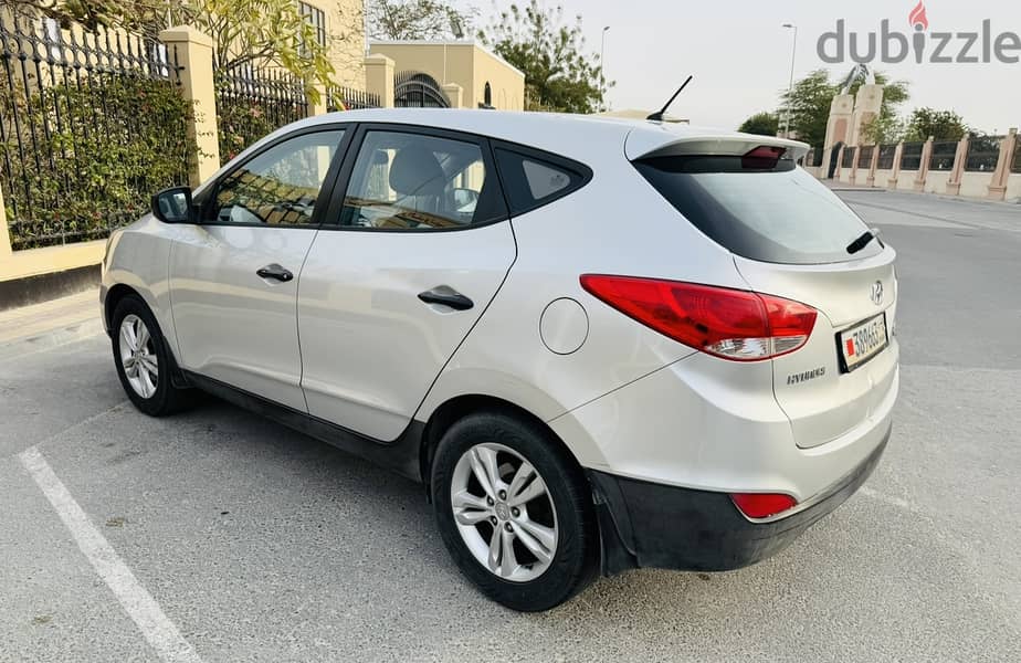 Hyundai Tucson 2011 2.4 9