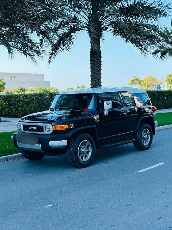 Toyota FJ Cruiser Year-2013.1 Year Passing & insurance till Jan-2026 3