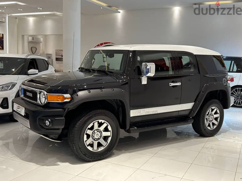 Toyota FJ Cruiser 2010 model FOR SALE 10