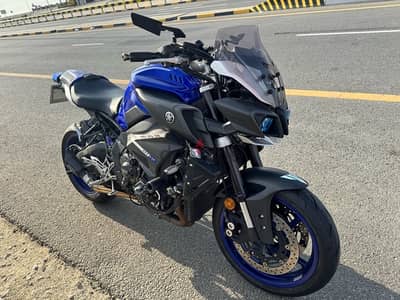 Yamaha MT10 2016