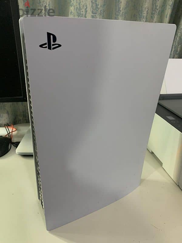 ps5 digital with 1 controller 2