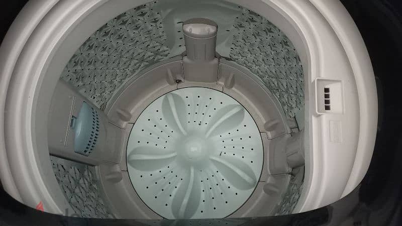 Hisense top loading washing machine 8Kg 1