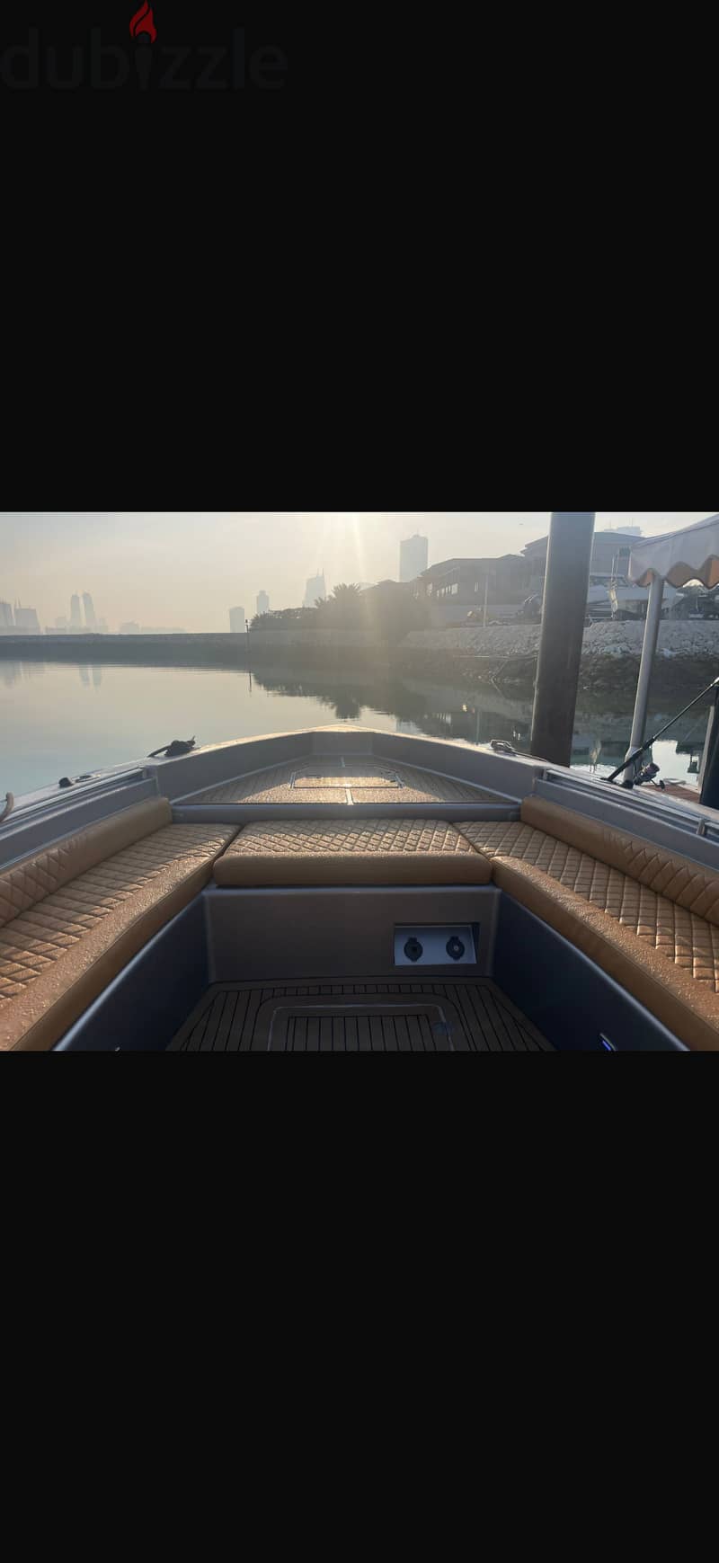 2020 44 centre console 1200 HP triple engines mercury only 265 hours 7