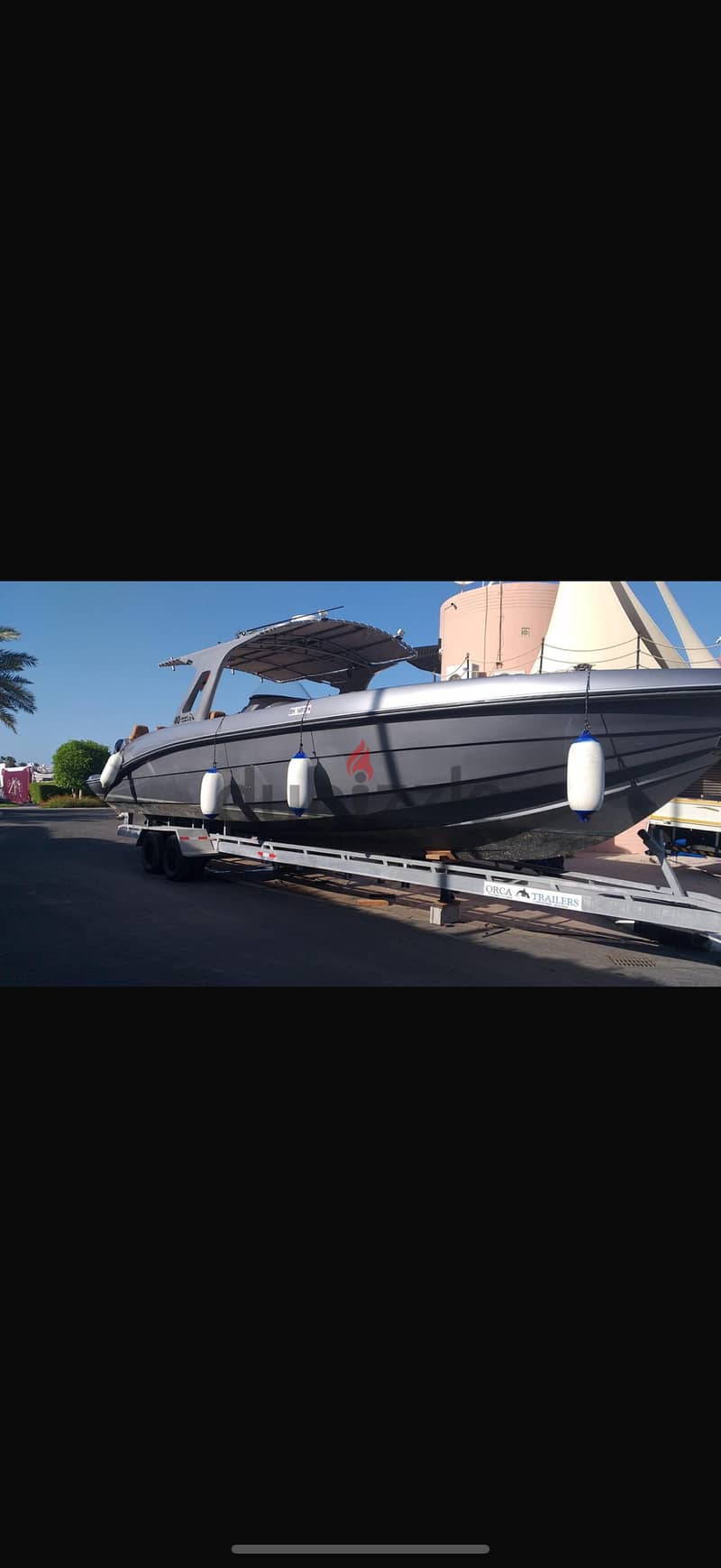 2020 44 centre console 1200 HP triple engines mercury only 265 hours 17