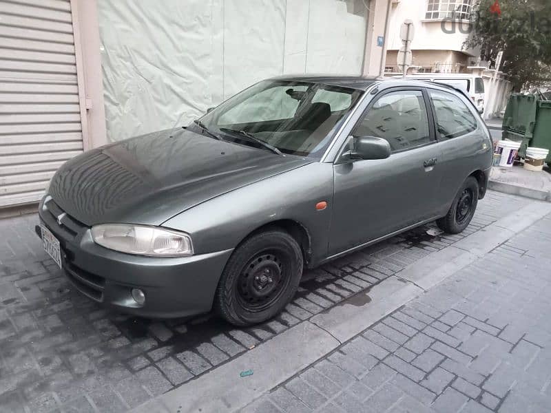 ميتسوبيشي كولت 2003 المكينه فيول 1.6  Mitsubishi colt 4