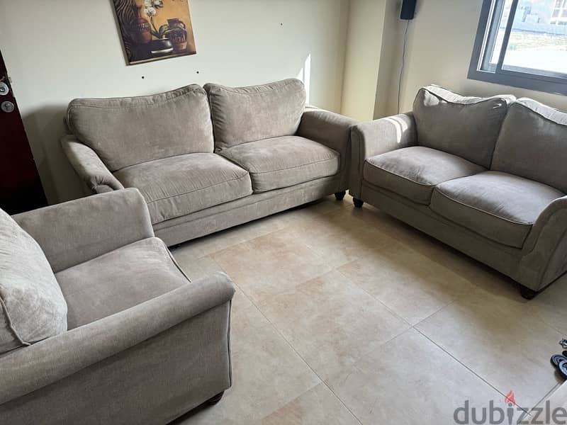 6 seater comfortable sofa 0