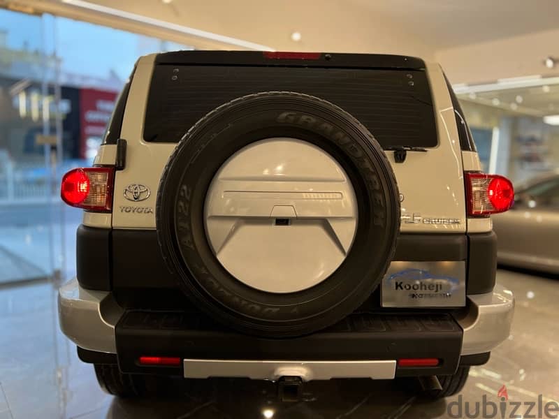 Toyota FJ Cruiser 2020 7