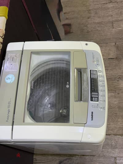 LG Fuzzy Logic 10.0 kg Top Load Washing Machine