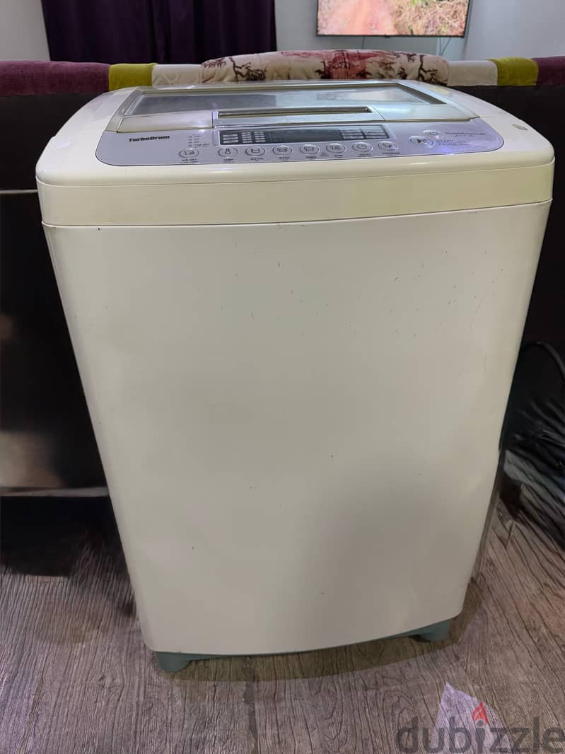 LG Fuzzy Logic 10.0 kg Top Load Washing Machine 4