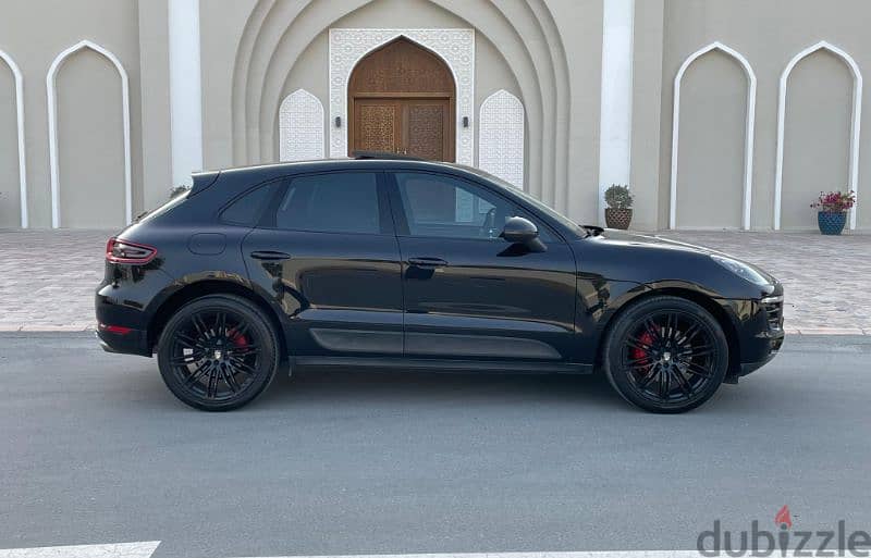 2017 model Porsche Macan S 2