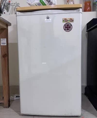 small fridge is in very good condition for sale urgently only 25