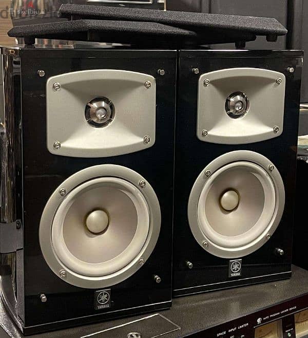 yamaha monitors speaker 0