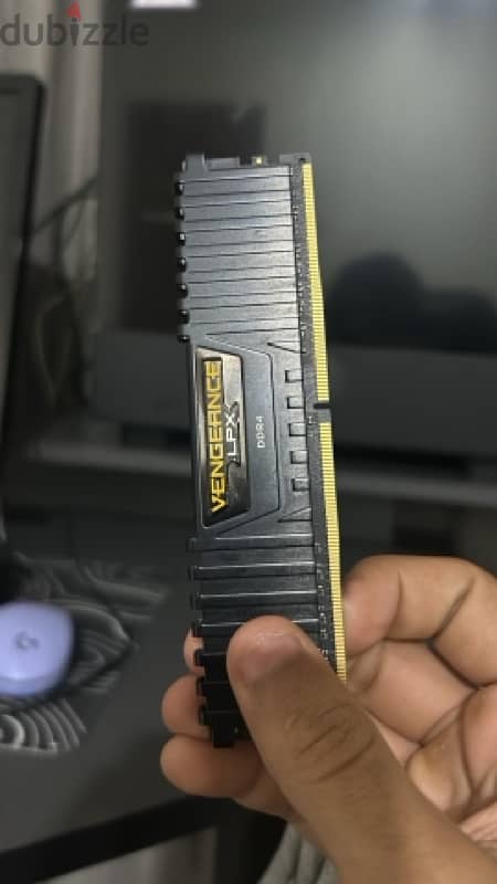 CORSAIR Vengeance LPX 8GB (1x 8GB) DDR4 Desktop Memory, 3200MHz 1