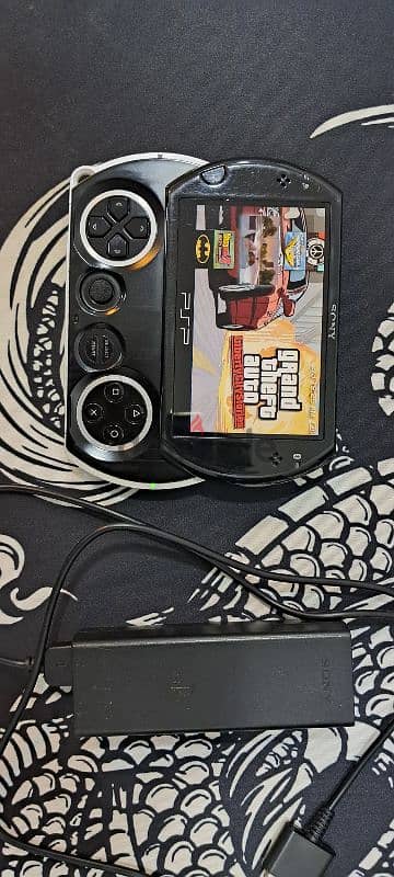 PSP GO Modded