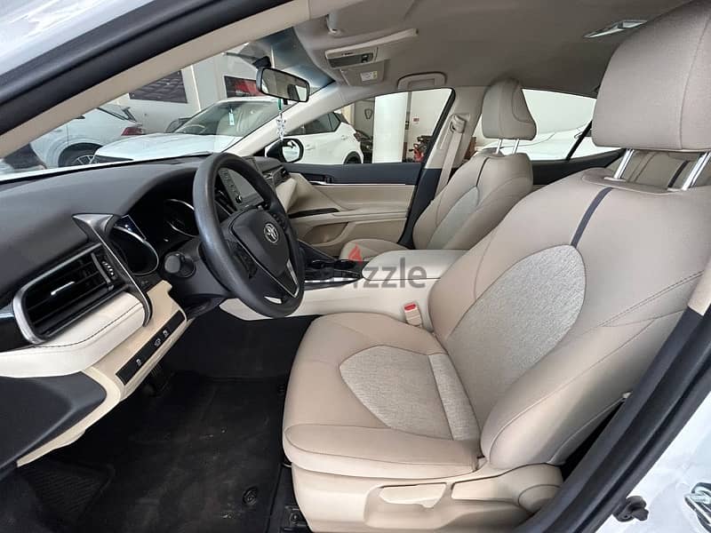 Toyota Camry LE 2024 model low km running CAR FOR SALE 8