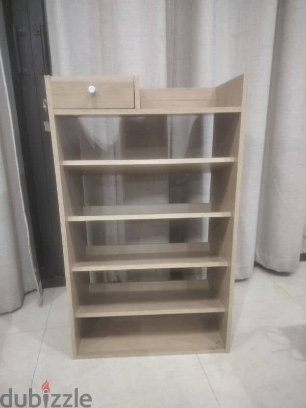 show cabinet for sale 0