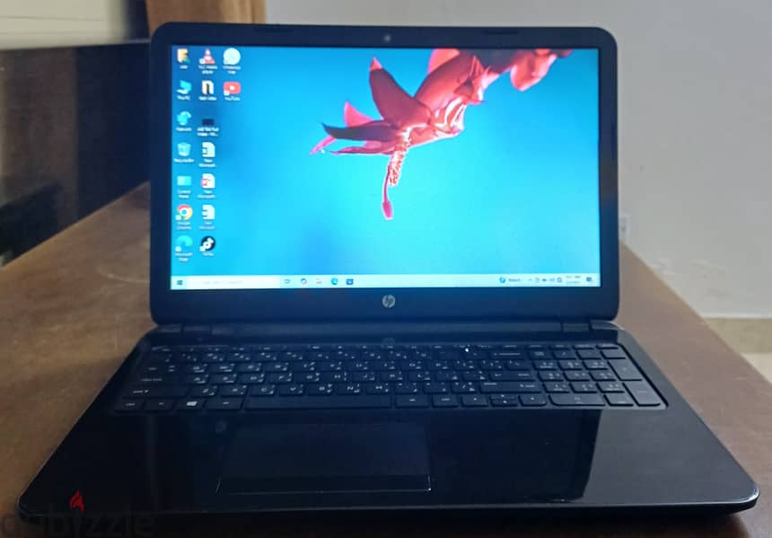 Hello i am sale my laptop hp core i3 8gb ram hard dic 500gb intel grap 4