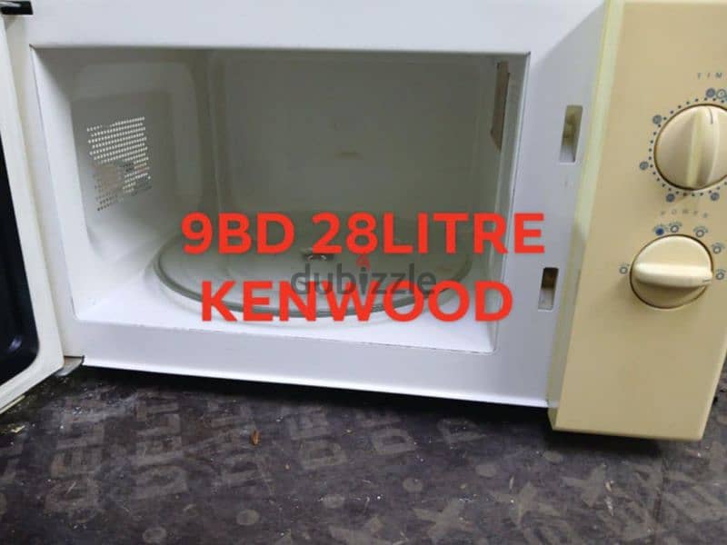 KENWOOD 28LITRE MICROWAVE 1