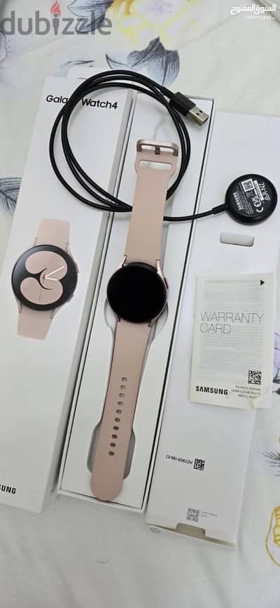 Selling my SAMSUNG GALAXY 4 SMART WATCH (40mm)