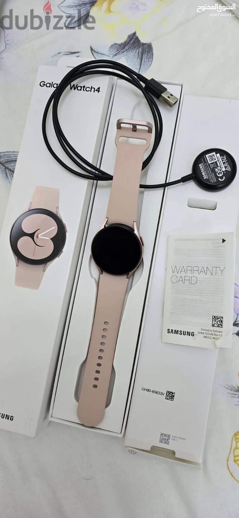 Selling my SAMSUNG GALAXY 4 SMART WATCH (40mm) 0