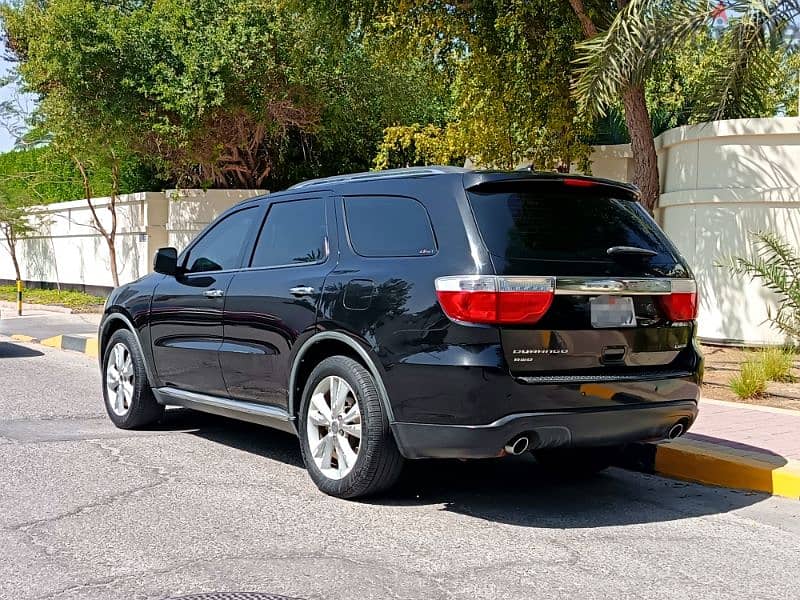 Dodge Durango Crew 2011 V8 5.7L FULL OPTION 7 SEATER SUV FOR SALE 4