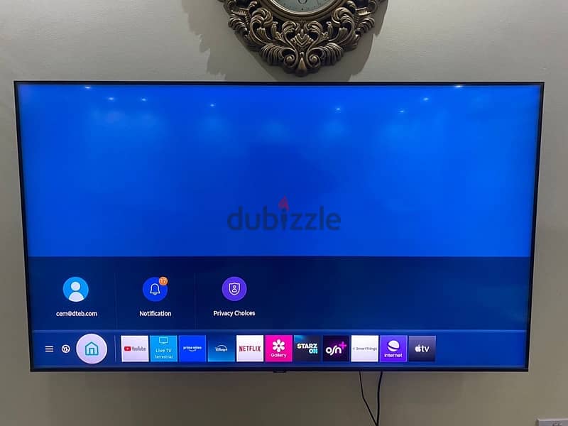 Samsung 75 inches QLED TV 0