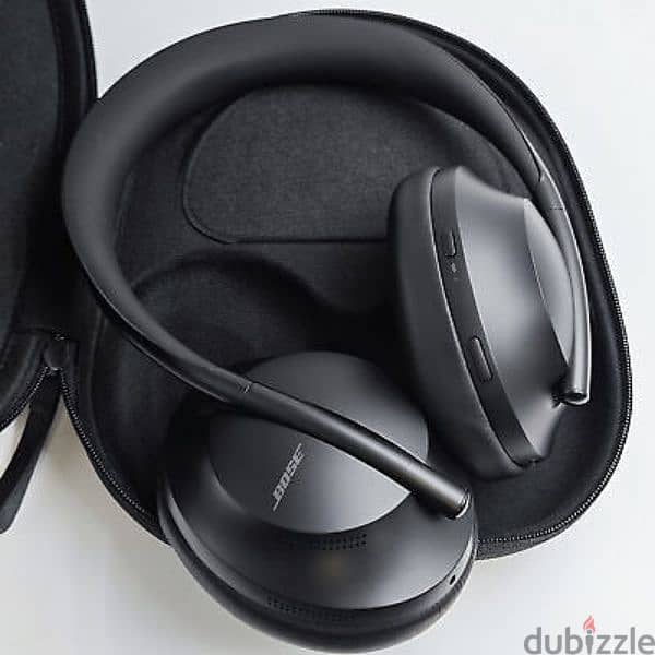 Bose NC 700 headphone 0