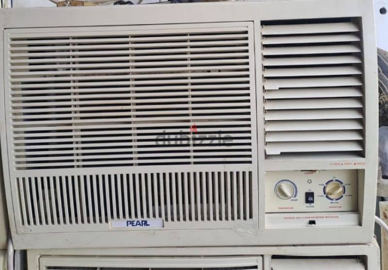 good condition pearl window AC for sale 0