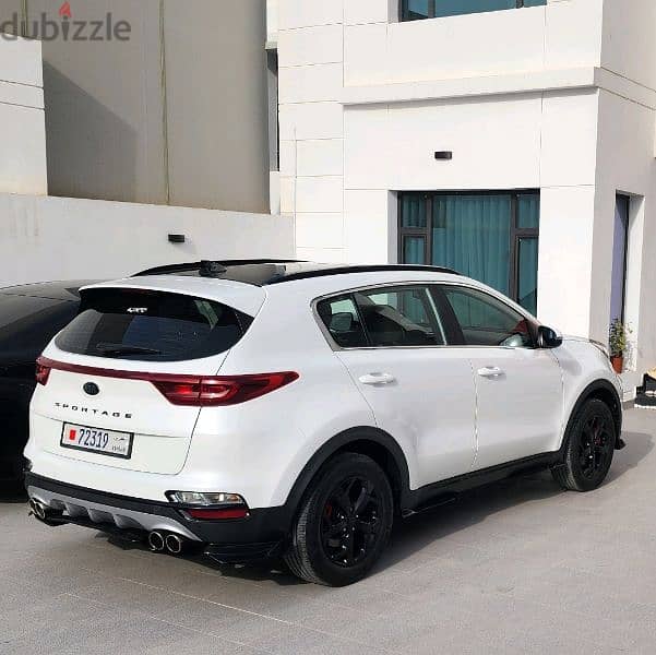 Kia Sportage model 2022 Bahrain Agency 30km only 1