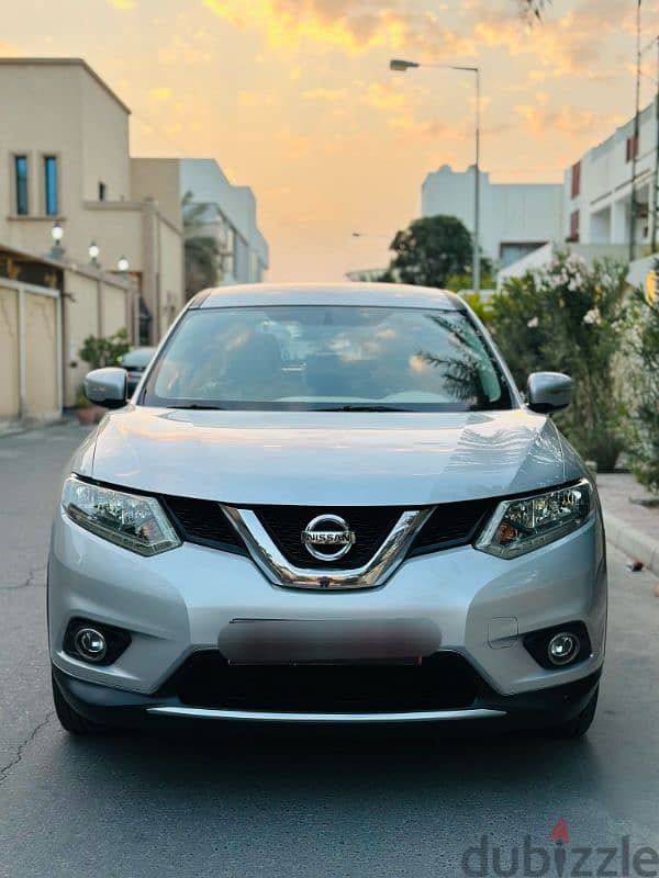 Nissan X-Trail 2016 model. Excellent condition car in very well mainta 1