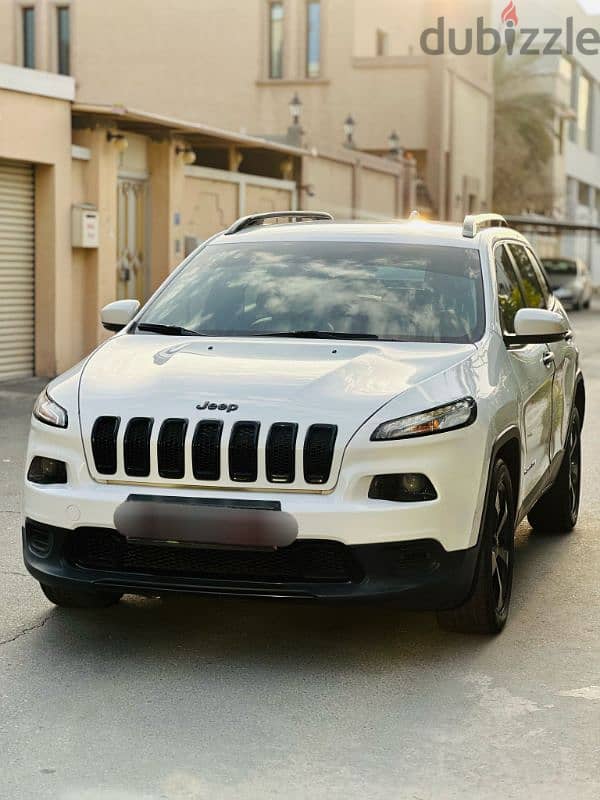 Jeep Cherokee 2017. Single owner used car in Excellent condition 1