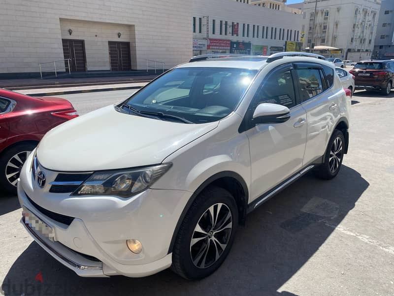 Toyota Rav 4 FULL OPTION 2015  Clean SUV for URGENT SALE 1