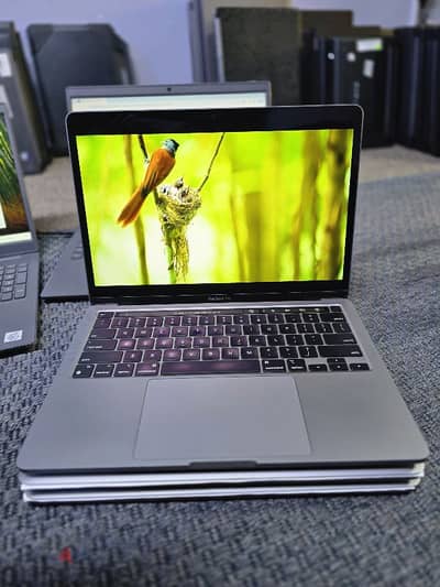 Apple MacBook Pro 2022 M2