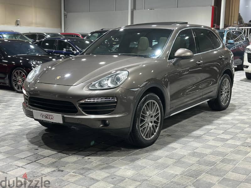 Porsche Cayenne 2013 0