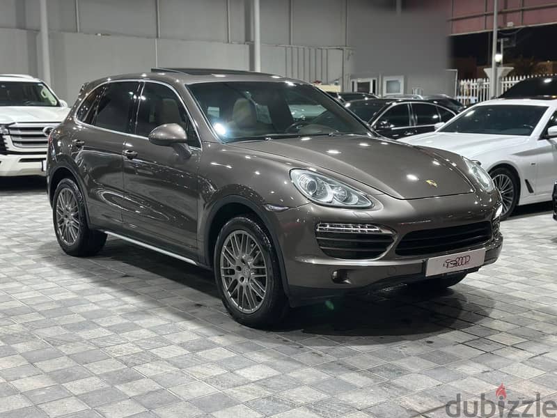 Porsche Cayenne 2013 1